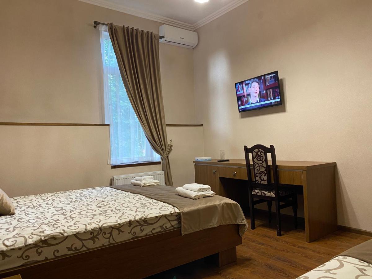 Grand Hotel Mohyliv-Podilskyi Kültér fotó
